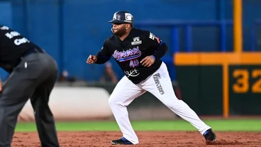 Pablo Sandoval demuestra estar en buena forma a la defensiva en la Liga mexicana (+VIDEO)