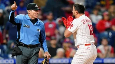 ¡Lo volvió a hacer! ¿Será Ángel Hernández el peor umpire de Grandes Ligas? (+ Video)