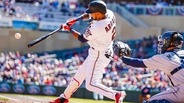 Luis Arráez con  ofensiva y versatilidad defensiva pide juego diario en Mellizos de Minnesota
