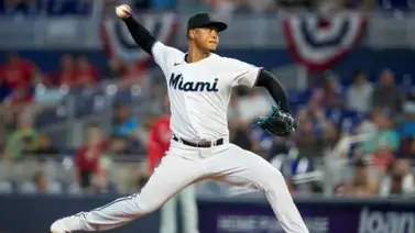 Eliéser Hernández se enfrenta a los Marineros en busca de otra victoria Eliéser Hernández se enfrenta a los Marineros en busca de otra victoria