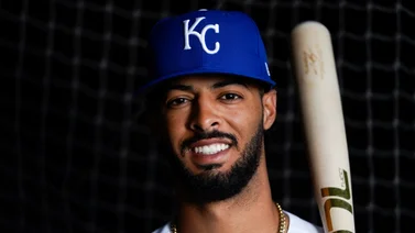 MLB: Reales llaman a su segundo mejor prospecto, competencia de Salvador Pérez