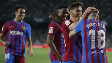 Barcelona se salva en el Benito Villamarín tras vencer al Betis Barcelona se salva en el Benito Villamarín tras vencer al Betis