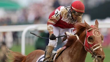 Rich Strike podría correr ante la yegua Secret Oath en el Preakness Stakes