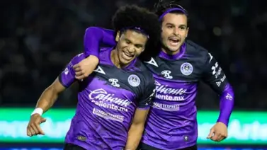 Liga MX: Eduard Bello entre el fútbol y... el beisbol Liga MX: Eduard Bello entre el fútbol y... el beisbol