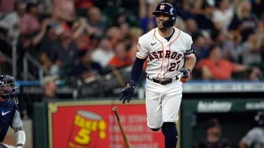 José Altuve vuela la cerca ante los Mellizos (+VIDEO)