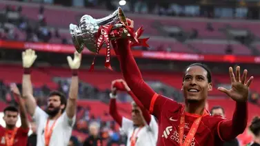 Virgil Van Dijk explica su sustitución en la final de la FA Cup: "Sentí un pinchazo" Virgil Van Dijk explica su sustitución en la final de la FA Cup: "Sentí un pinchazo"