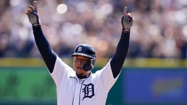 MLB: Miguel Cabrera liga par de hits y se aproxima a los .300 puntos