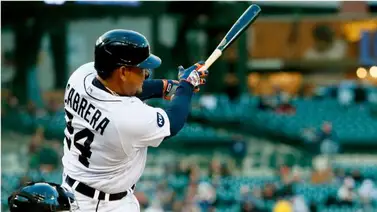 Miguel Cabrera despacha su tercer jonrón de la temporada Miguel Cabrera despacha su tercer jonrón de la temporada