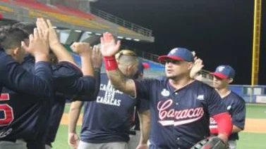 LMBP: Senadores pescan a Delfines en el Universitario
