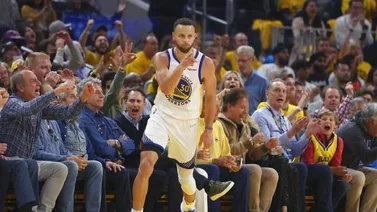 ¡Dígale licenciado! Nuevo título para Stephen Curry... el de la universidad