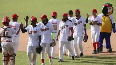 LMBP: Senadores pasa la escoba ante Samanes LMBP: Senadores pasa la escoba ante Samanes