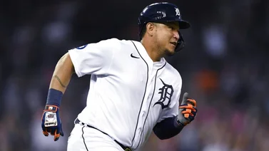 Miguel Cabrera con dos hits deja atrás a Lou Brock (+VIDEO)