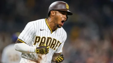 MLB: José Azócar conecta el hit para darle la victoria a los Padres