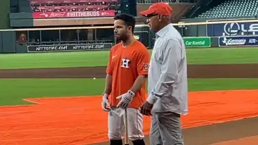 MLB: ¿José Altuve recibe consejos de Reggie Jackson? (+Video) MLB: ¿José Altuve recibe consejos de Reggie Jackson? (+Video)