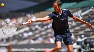 Daniil Medvedev inscribe su nombre en la tercera ronda del Roland Garros