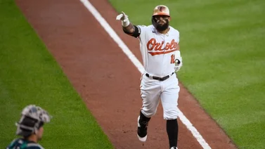MLB: Rougned Odor castiga con jonrón a Robbie Ray (+VIDEO)