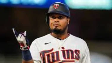 MLB: Luis Arráez es el mejor del mes para los Mellizos