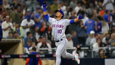 MLB: Eduardo Escobar y la escalera para ambidiestros con récord para los Mets MLB: Eduardo Escobar y la escalera para ambidiestros con récord para los Mets