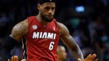 NBA: Hoy hace 9 años del extraordinario tapón de LeBron James (+VIDEO)