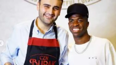 Vinícius Jr muestra su talento en la cocina (+ VIDEO)