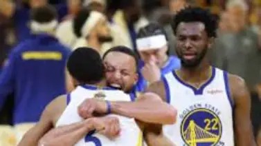 NBA: Golden State igualó la serie 2-2 de la mano de Curry NBA: Golden State igualó la serie 2-2 de la mano de Curry