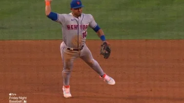 MLB: Joyita a la defensiva de Eduardo Escobar (+Video)