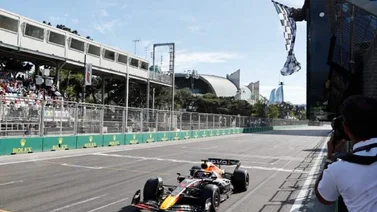 Max Verstappen se queda con el Gran Premio de Azerbaiyán