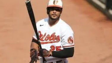 MLB: Anthony Santander pegó su jonrón 11 de la temporada