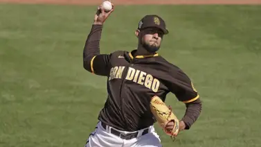 MLB: Robert Suárez estará afuera por una cirugía MLB: Robert Suárez estará afuera por una cirugía