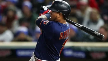 Luis Arráez mantiene el ritmo para sacar más ventaja como el mejor bate de la MLB