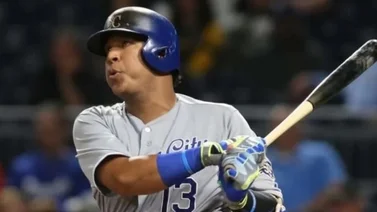MLB: Así muestra Salvador Pérez su Real fuerza ante Oakland (+Video)