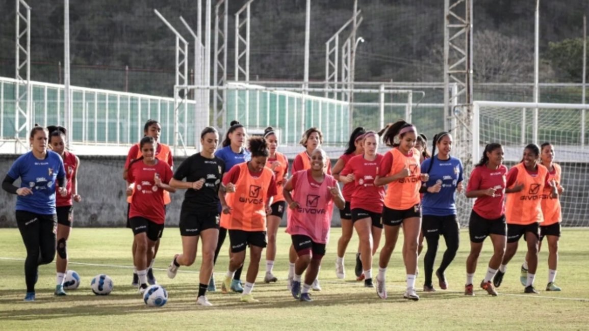 La selección femenina de Uruguay se prepara para enfrentar a Puerto Rico en  la fecha FIFA