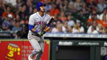 MLB: Eduardo Escobar vuelve a mostrar su fuerza y la desaparece (VIDEO)