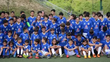 Cuatro becados del campus Real Oviedo para entrenar en España Cuatro becados del campus Real Oviedo para entrenar en España