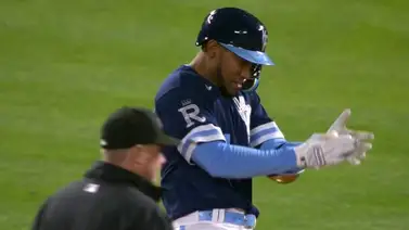 MLB: Edward Olivares la desaparece por partida doble en su regreso con Kansas City MLB: Edward Olivares la desaparece por partida doble en su regreso con Kansas City