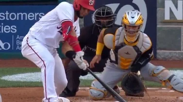 MLB: Miguel Yajure pone a batear el piso a Keibert Ruiz (+VIDEO)