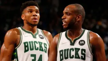 El jugador de los Bucks que felicitó a Warriors por el campeonato El jugador de los Bucks que felicitó a Warriors por el campeonato