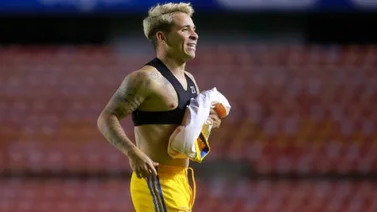 Soteldo se lanza una de DJ con estilo de Dragon Ball (+video)