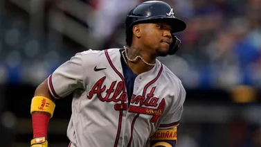 MLB: Ronald Acuña Jr. regresa caliente y Bravos le dan a los Rojos (+Videos)