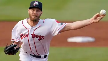 Chris Sale pierde la cabeza y destroza el club house tras mala salida (VIDEO) Chris Sale pierde la cabeza y destroza el club house tras mala salida (VIDEO)