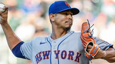 MLB: Carlos Carrasco lanza en grande ante los Cachorros (+Videos)