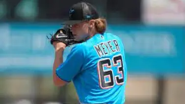 MLB: Max Meyer sorprendió con su debut ante Filis MLB: Max Meyer sorprendió con su debut ante Filis