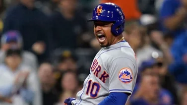 Eduardo Escobar brilla tras un oscuro primer juego
