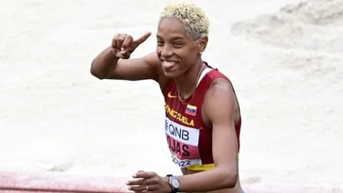 Mundial de Atletismo: Yulimar Rojas se baña de oro en la final de Salto Triple