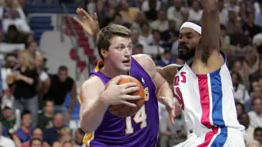 Un campeón de la NBA vende sus anillos de campeón para ayudar a su país Un campeón de la NBA vende sus anillos de campeón para ayudar a su país