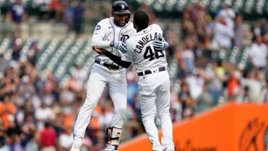 MLB: Víctor Reyes se viste de héroe y le da la victoria a los Tigres (+Videos)