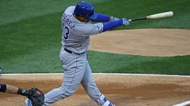 Salvador Pérez regresa al diamante y castiga a los Yankees (+VIDEO)