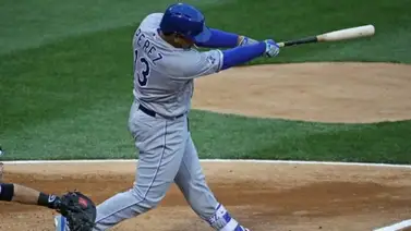 Salvador Pérez regresa al diamante y castiga a los Yankees (+VIDEO) Salvador Pérez regresa al diamante y castiga a los Yankees (+VIDEO)