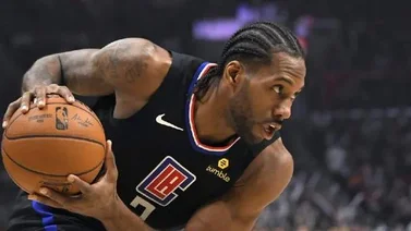 NBA: Kawhi Leonard reaparece con un impresionante cambio físico