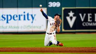 MLB: José Altuve le pone el pecho a los Guardianes (+VIDEO)